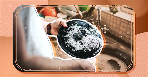 How to Clean Le Creuset Cookware the Right Way - PureWow