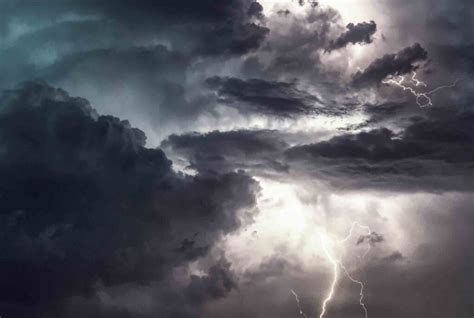 How to Prepare Your Home for a Storm in Long Island • Einsidler Management, Inc.