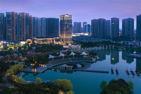 HILTON HOTEL $79 ($̶1̶0̶0̶) - Prices & Reviews - Changzhou, China - Tripadvisor