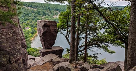 Balanced Rock Trail at Devil's Lake State Park