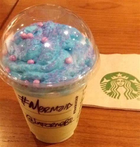 Probamos el nuevo Mermaid Frappuccino de Starbucks y esto pasó