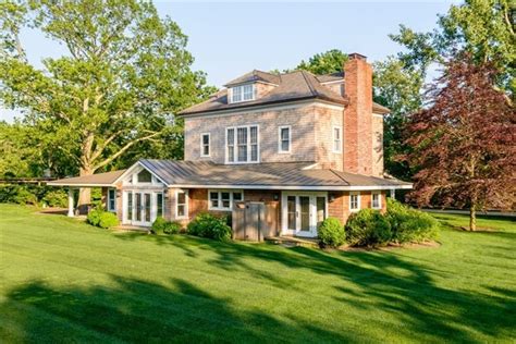 Matt Lauer Hamptons House - See Inside Strongheart Manor, Lauer's Home