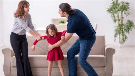 How to Get Child Custody After Divorce in Pakistan - Full Details