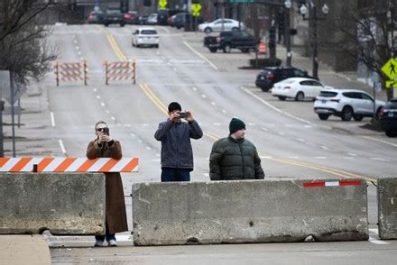 People Photograph Damage Following Tornado Belvidere Editorial Stock ...