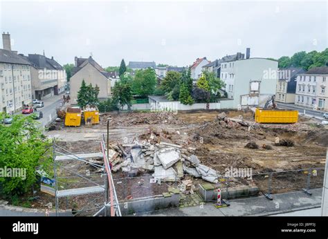 Demolition of an old office building in a city center Stock Photo - Alamy