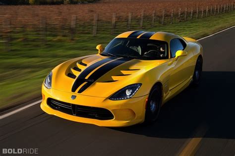 7 Supercars that Look Gorgeous in Yellow