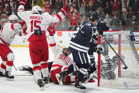 The 2019-20 Cornell Hockey Season in Photos - The Cornell Daily Sun