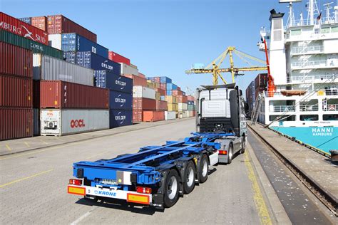 Quick Overview: What Is a Container Chassis and How Does It Work? | Blog | Go Freight