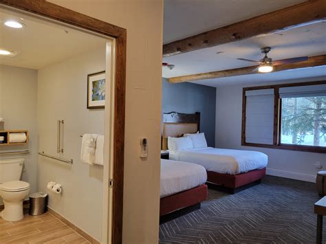 Breckenridge Lodge - Hotel Rooms Breckenridge Colorado | The Lodge at Breckenridge