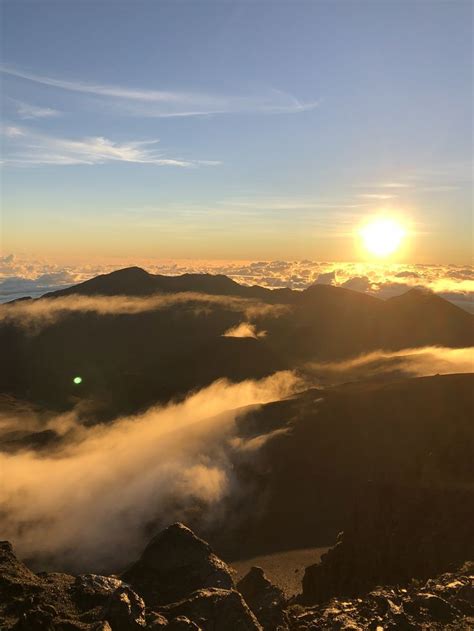 Haleakala sunrise | Haleakala sunrise, Sunrise, Sunset