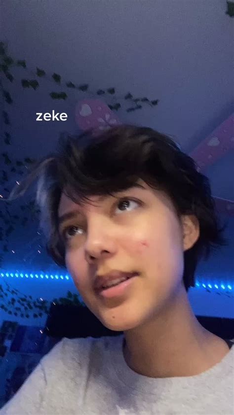 GABE IS SO POOR on TikTok | Gabes, Video, Incoming call screenshot