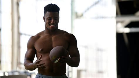 ‘I’m very confident in my body.’ Saquon Barkley flexes for ESPN’S Body Issue – The Morning Call