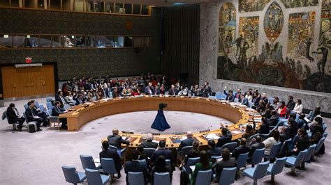 U.N. Resolution on Gaza Passes but Stops Short of Calling for Cease-Fire - The New York Times