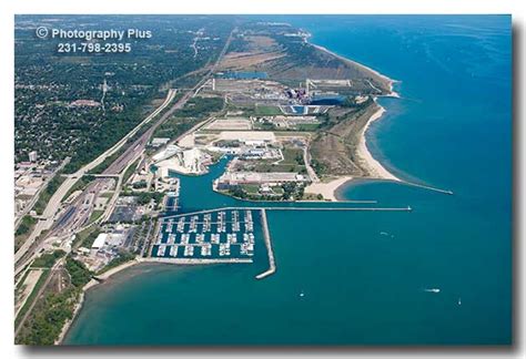 Aerial photo of the Waukegan, Illinois, harbor entrance and the Waukegan Yacht Club looking ...