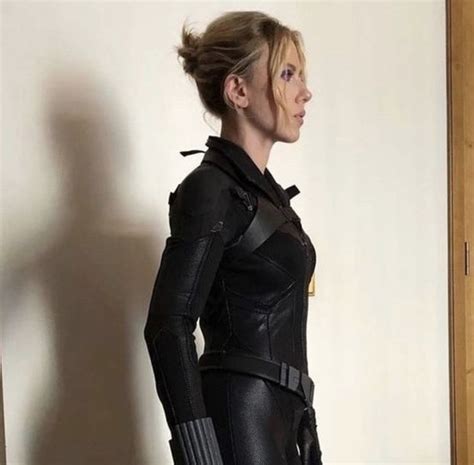 “natasha romanoff” , black widow suit fitting (2021), scarlett johansson 🫶🏻 Black Widow Scarlett ...