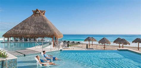 Top 8 Best Hotels near Cancun Airport - Easy Travel 4U