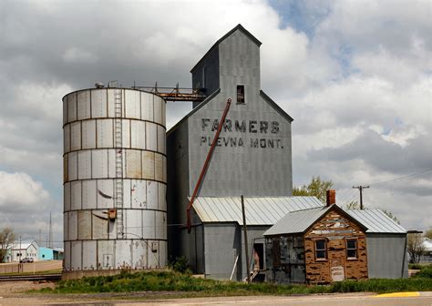 Plevna, Montana | Farm buildings, Model railroad, Colorado towns