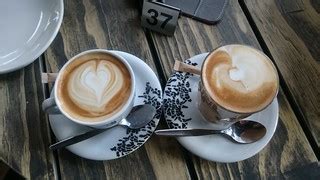 Flat white coffee, strong caffe latte - DOC Espresso, Carl… | Flickr