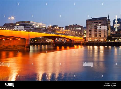 England, London, Southwark, London Bridge Stock Photo - Alamy