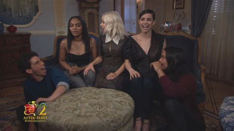 'Descendants 2' ABC After Party: Bloopers behind the scenes Video - ABC News