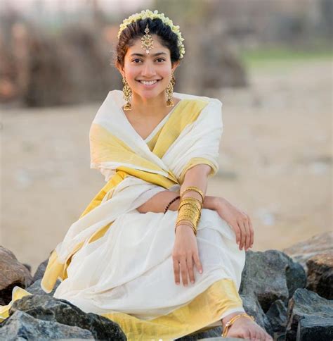 5 Viral Moments With Sai Pallavi | HuffPost Entertainment