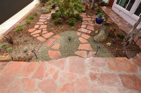 Beautiful Southern California drought tolerant yard. By Scarlett's Landscape, … | Drought ...