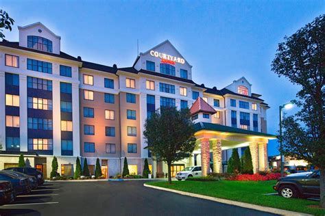 Hotel Suites in Sayville, NY | Courtyard Long Island MacArthur Airport