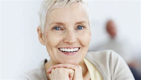 What-Are-Suction-Lower-Dentures-and-How-Do-They-Work