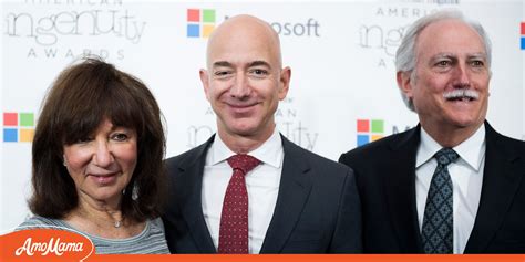 Jeff Bezos' Family Includes Philanthropic Parents & a Brother Who Has ...