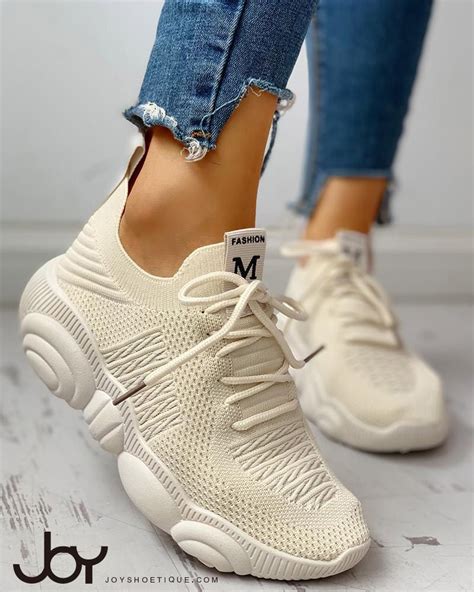 Knitted Breathable Lace-Up Yeezy Sneakers | Yeezy sneakers, Yeezy, Fashion