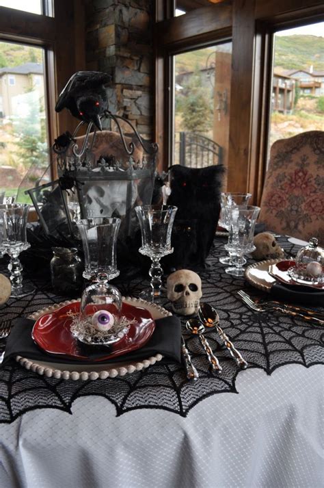 Halloween Party Ideas: Dining Room Design – Room Decor Ideas