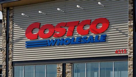 A Costco membership comes with a free $20 gift card right now