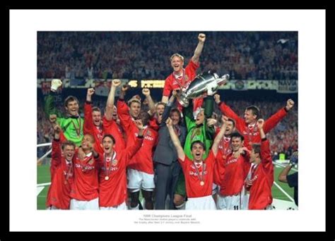 Manchester United 1999 Champions League Team Photo Memorabilia ...