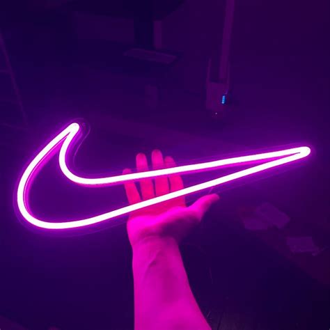 Tiktok Neon Sign – NEON FACTORY