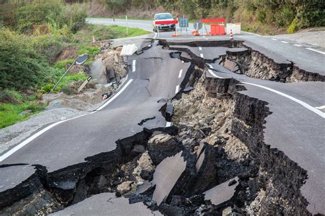 New Zealand hit by aftershocks after severe earthquake