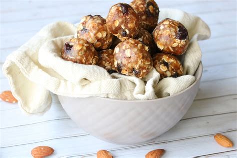 How To Make Healthy, Homemade Energy Balls (In Just 5 Steps) | Recipe | Vegetarian toddler meals ...