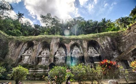 Gunung Kawi Temple Entrance Fee & Top Activities - IdeTrips