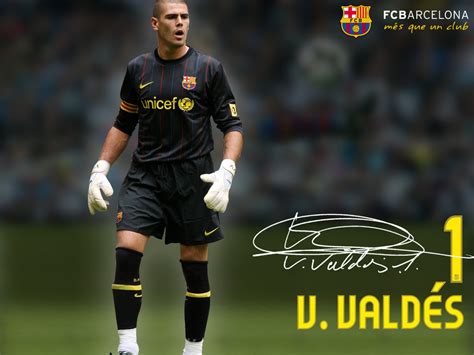 Victor Valdes Season 2009/10 - FC Barcelona Wallpaper (22615066) - Fanpop