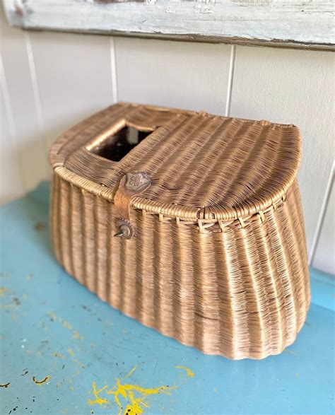 Antique Fishing Creel Basket - Etsy