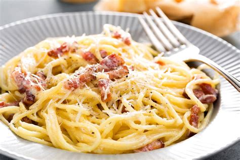 Carbonara Day: la ricetta di uno dei piatti tradizionali della cucina ...