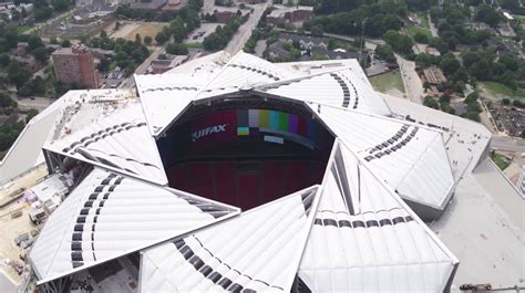 Aperture-Style Retractable Roof at Atlanta’s Mercedes-Benz Stadium Closes for the First Time ...