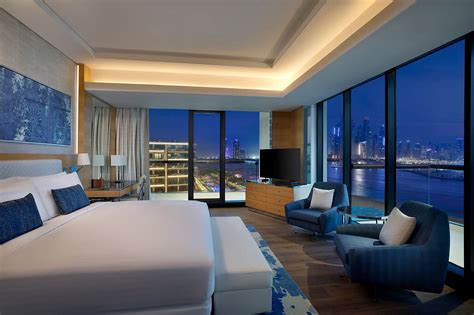 Marriott Resort Palm Jumeirah | Dubai | £30pp Deposits