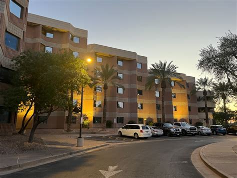 DoubleTree Suites by Hilton Hotel Phoenix Review - UponArriving