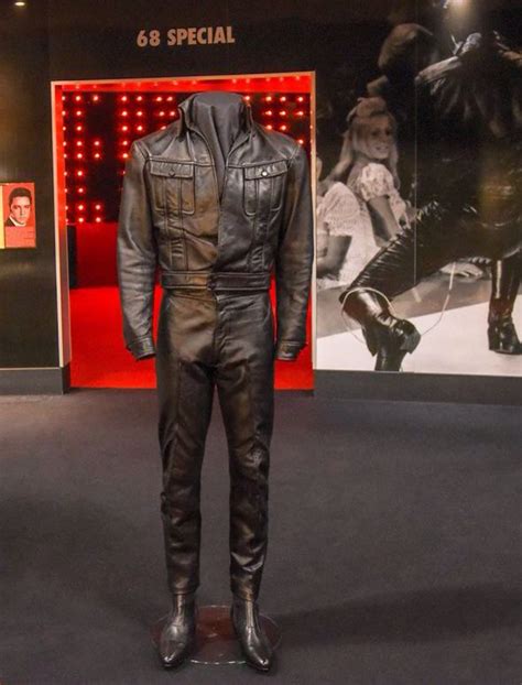 Elvis Presley Black Leather 68 Comeback Suit At The 02 Exhibition ...