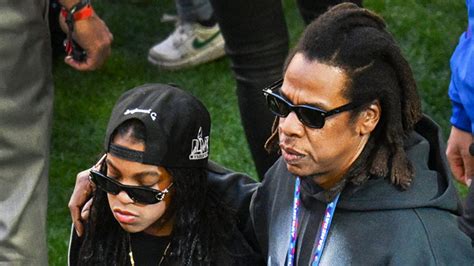 Blue Ivy Enjoys Super Bowl Daddy-Daughter Date With Jay-Z: Photo ...