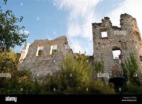 Medieval castle above Samobor, near Zagreb, Croatia Stock Photo - Alamy