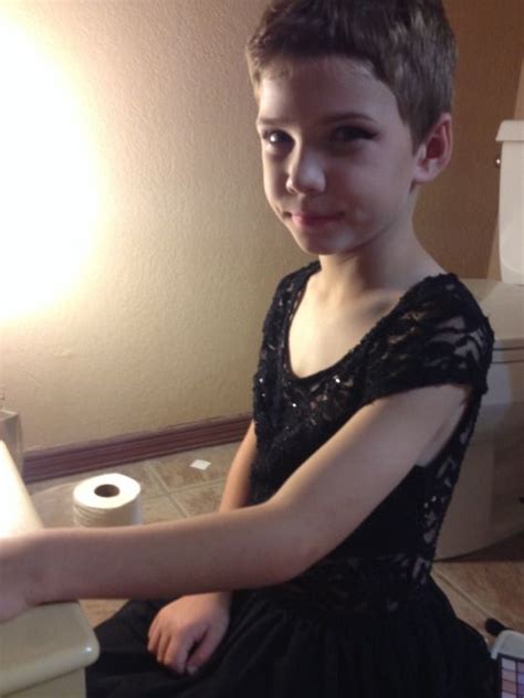 Genderforkr | Boys wearing makeup, Feminized boys, Womanless beauty pageant