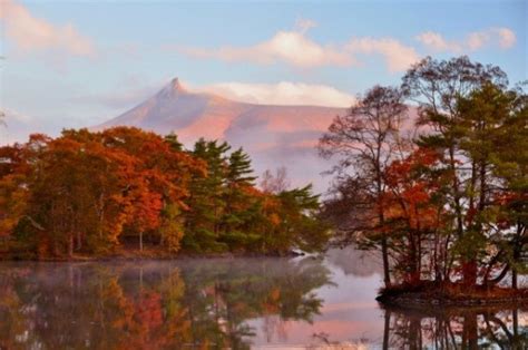 Such a Breathtaking Views! 10 Best Autumn-leaves Spots in Hokkaido!