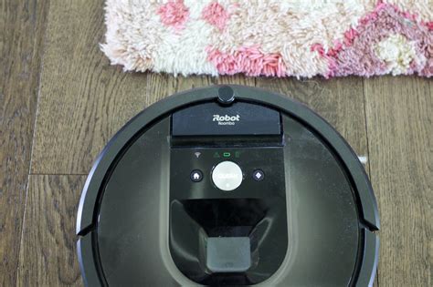 iRobot Roomba 980 Review – Pros, Cons + Is it Right for You? - Paisley ...