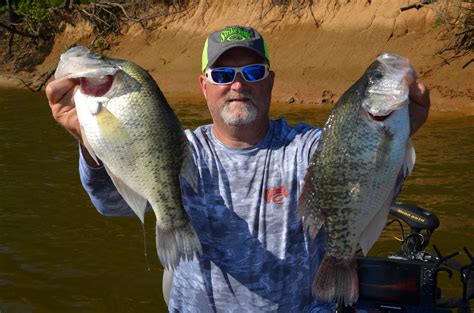 One-On-One Crappie Fishing: Single Pole Techniques Add To The Fun — Global Outdoors Blog